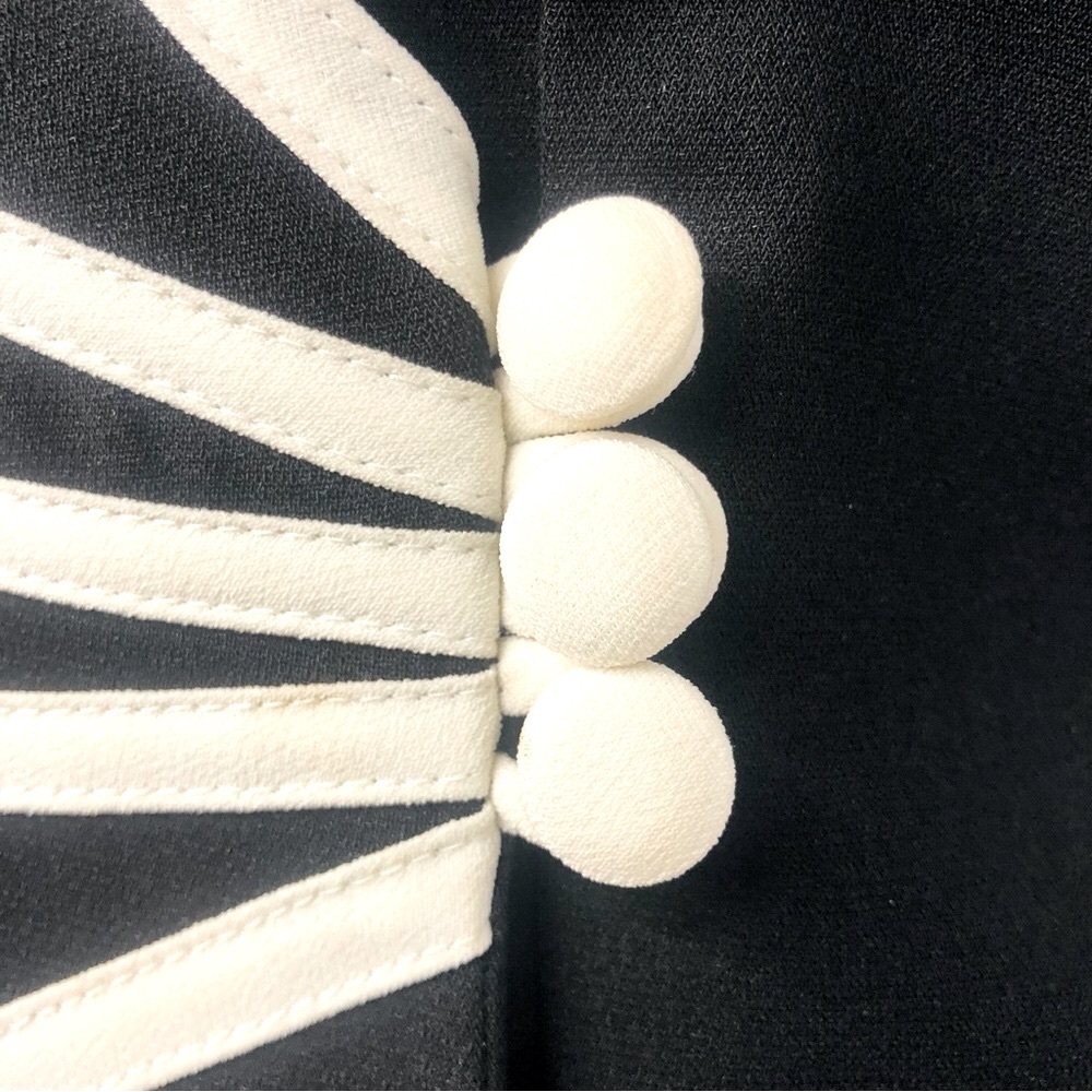 Sheri Martin New York Black White Sleeveless Top - Picture 6 of 16